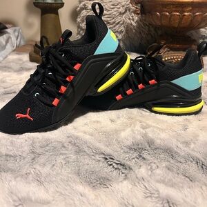 PUMA Axelion Cross Trainers